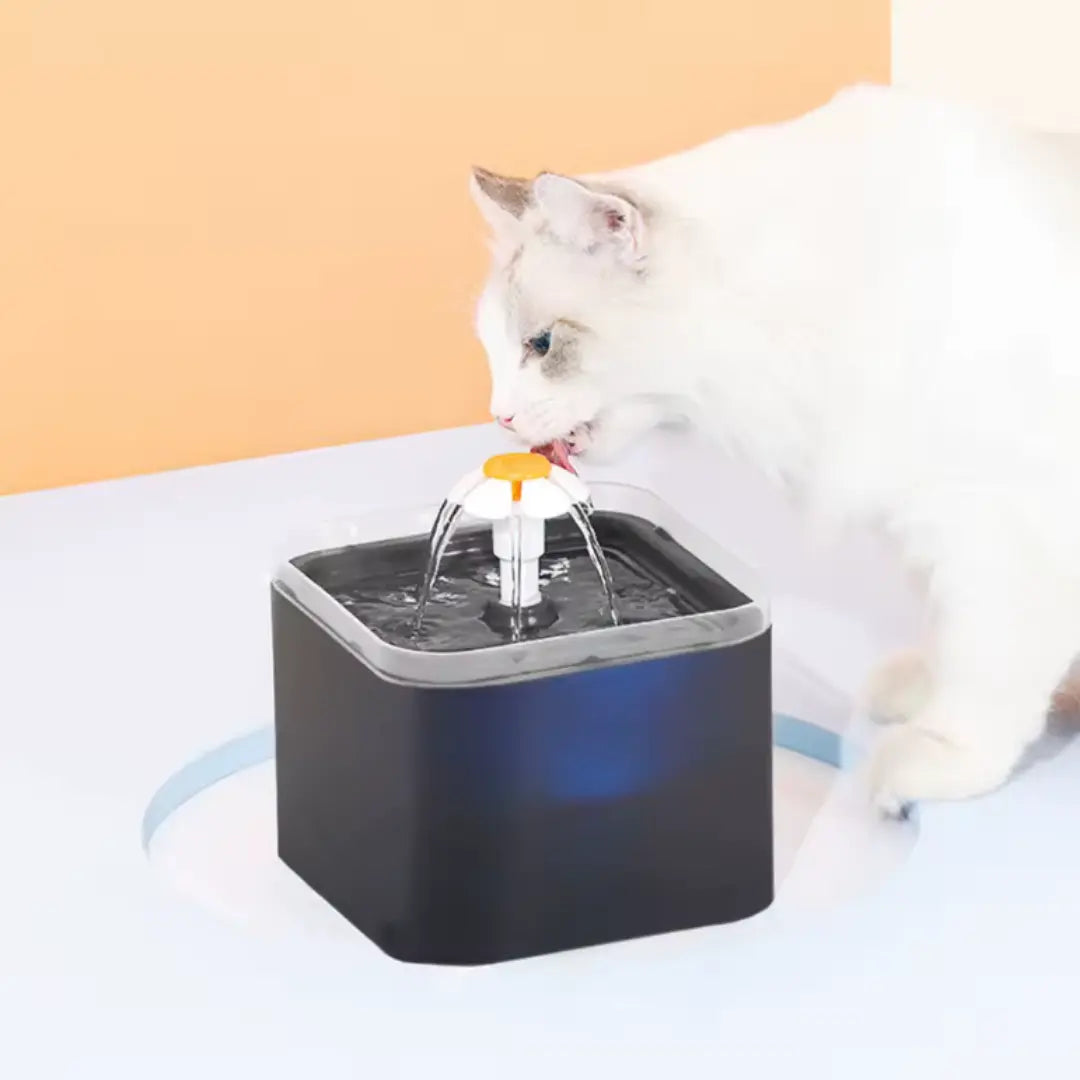 2L Automatic Cat Water Fountain – LED Light, Ultra-Quiet, Circulating Pet Water Dispenser for Cats & Small Dogs LüvLitter